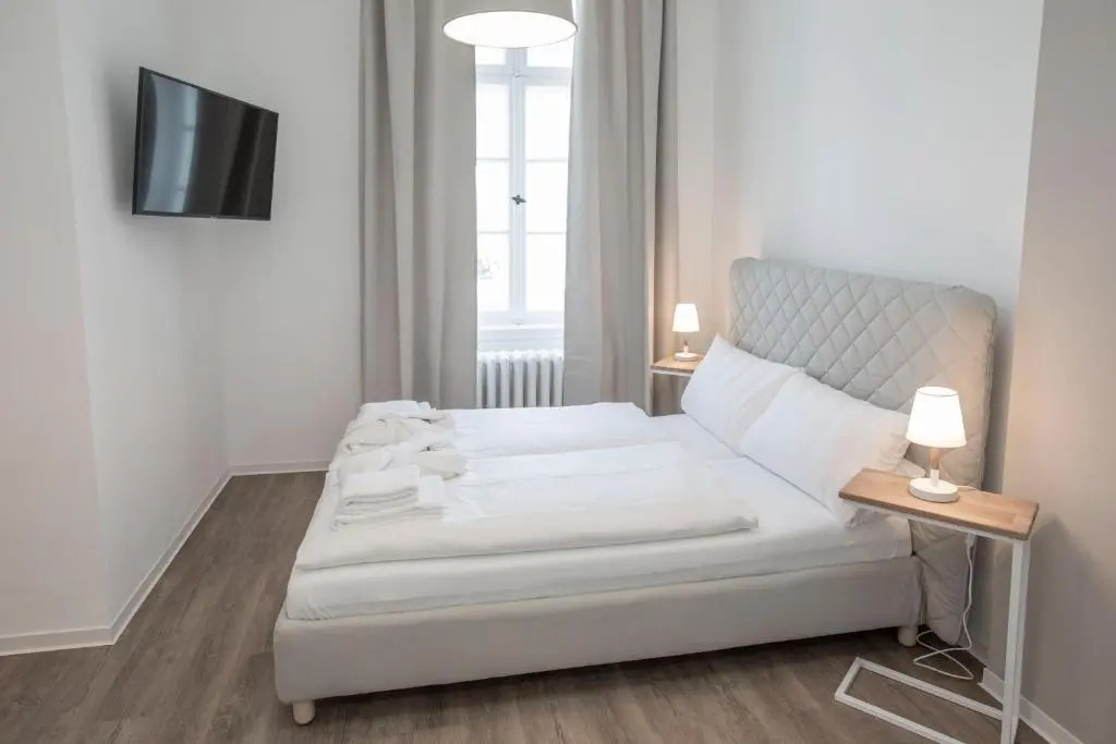 Zimmer FREI Boardinghouse