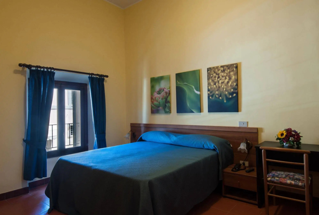 Hotel Capranica