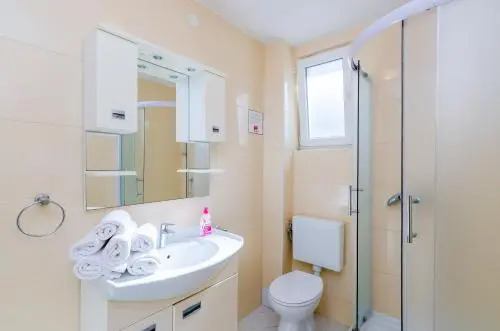 Apartments Kola's Mill - Comfort One Bedroom Apartment With Terrace and Sea View