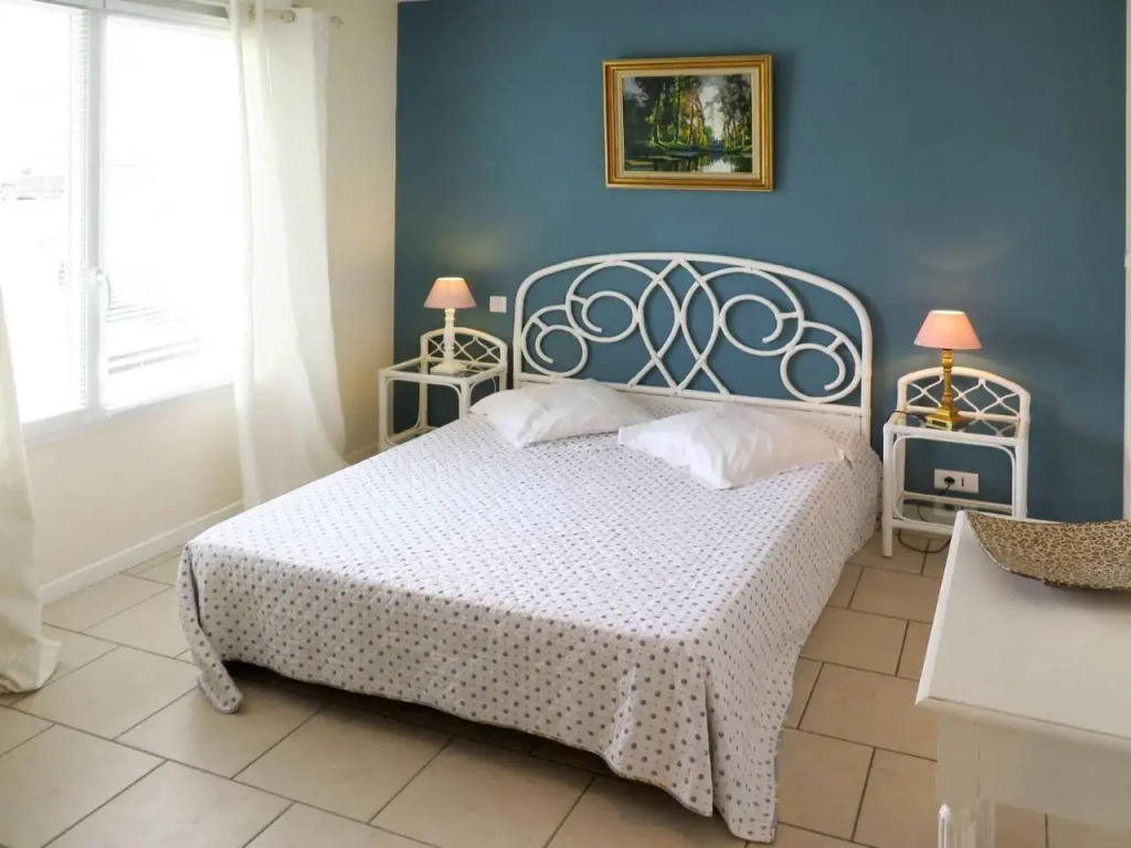 Holiday Home La Chapelle - CON100
