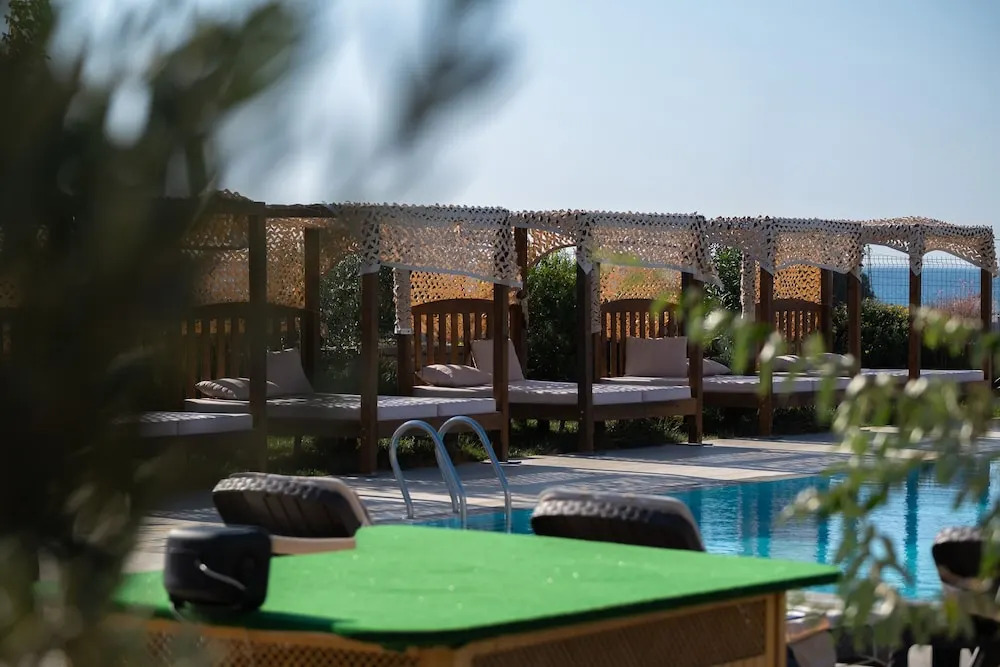 Kotinos Beach Hotel