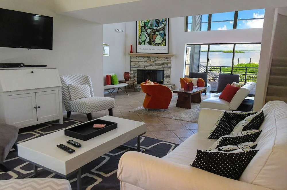 Paradise Bay Villa 3 Bedrooms 3 Bathrooms Home