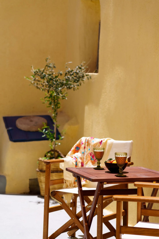 Pasithea Suites
