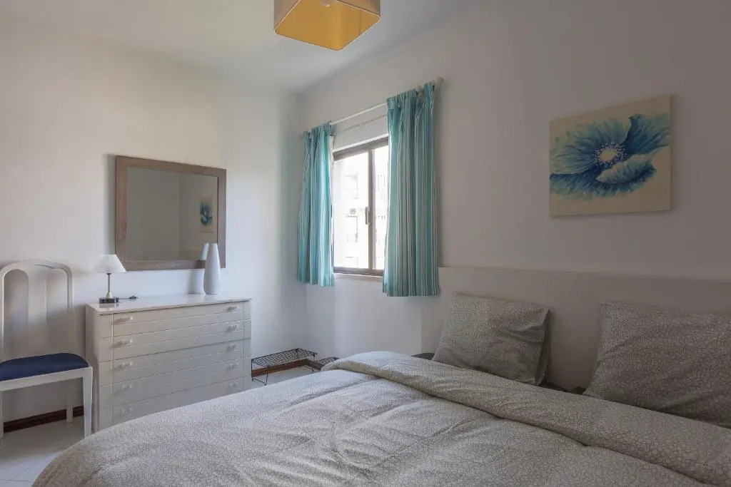 Modern Top Floor Apartment 60m2 - Balcony with Pool & Sea View - Vilamoura