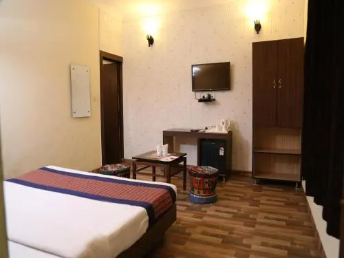 Taj Haveli Hotel Agra - Walkable Distance From Taj Mahal