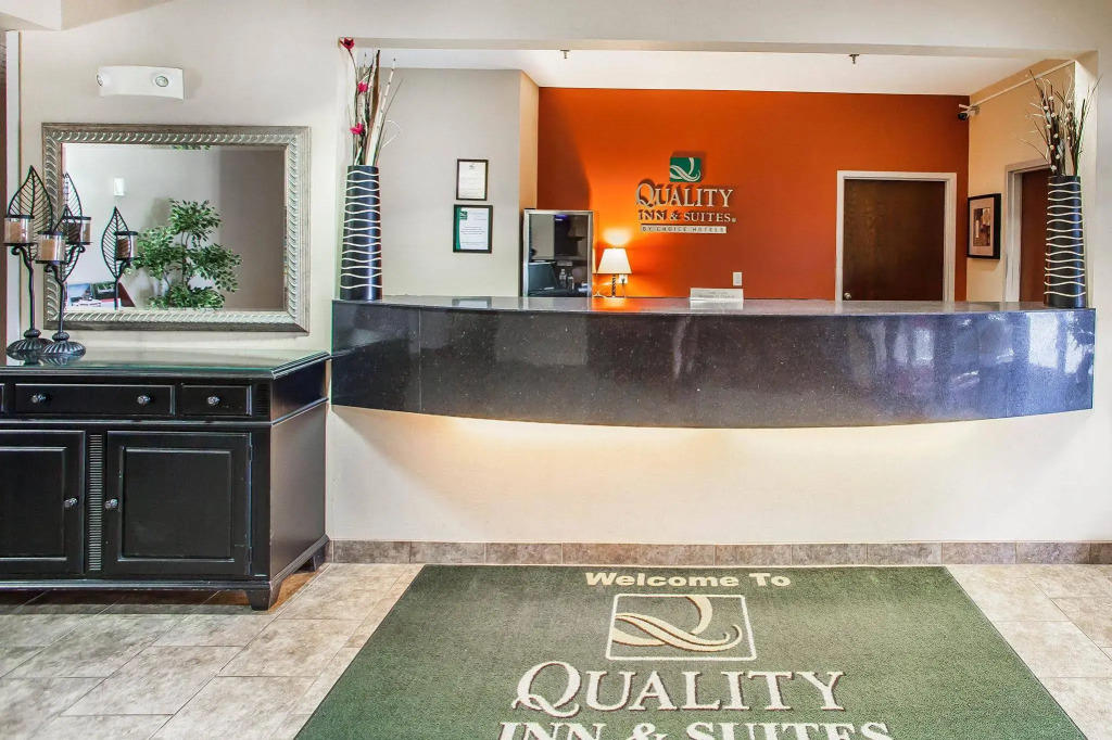 Comfort Inn & Suites Mason City - Clear Lake
