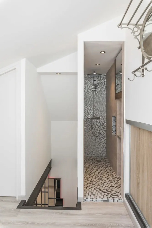 Superbe Duplex 5 Balcon Etage