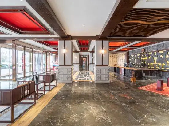 Rufeng Hotel (Qufu East High-speed Railway Station)