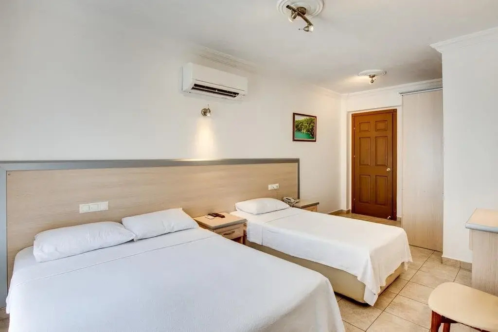 Feron Hotel