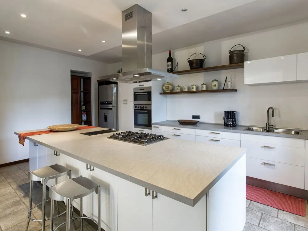 Magnificent Villa, Extremely Panoramic Position, Sauna, Hot Tub, Private Pool