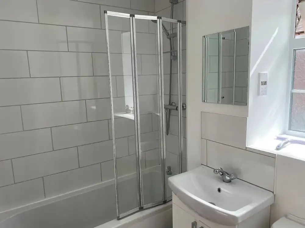 Charming 3-bedroom Norwich Retreat With Garden & Private Parking