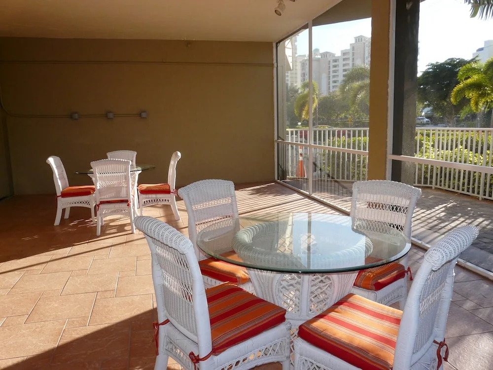 Idyllic Inland Condo With Pool and Beach Access