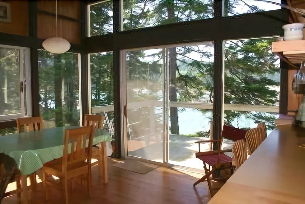 Cove View Cottage - Three Bedroom Home