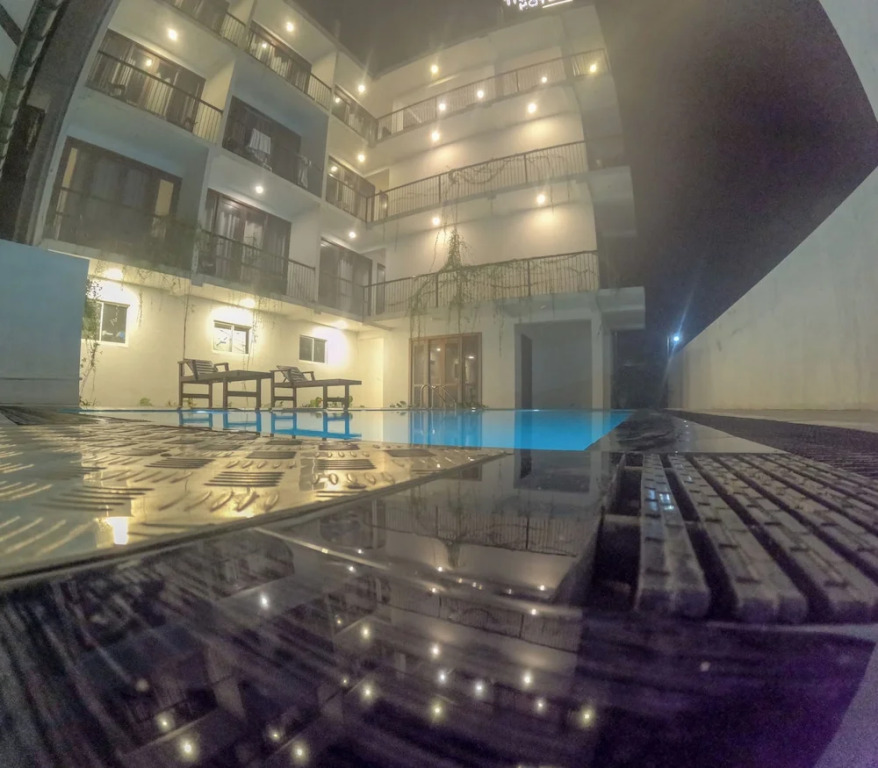 Travellers Hotel Hikkaduwa
