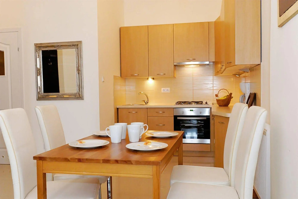 P&J Luxury Apartments