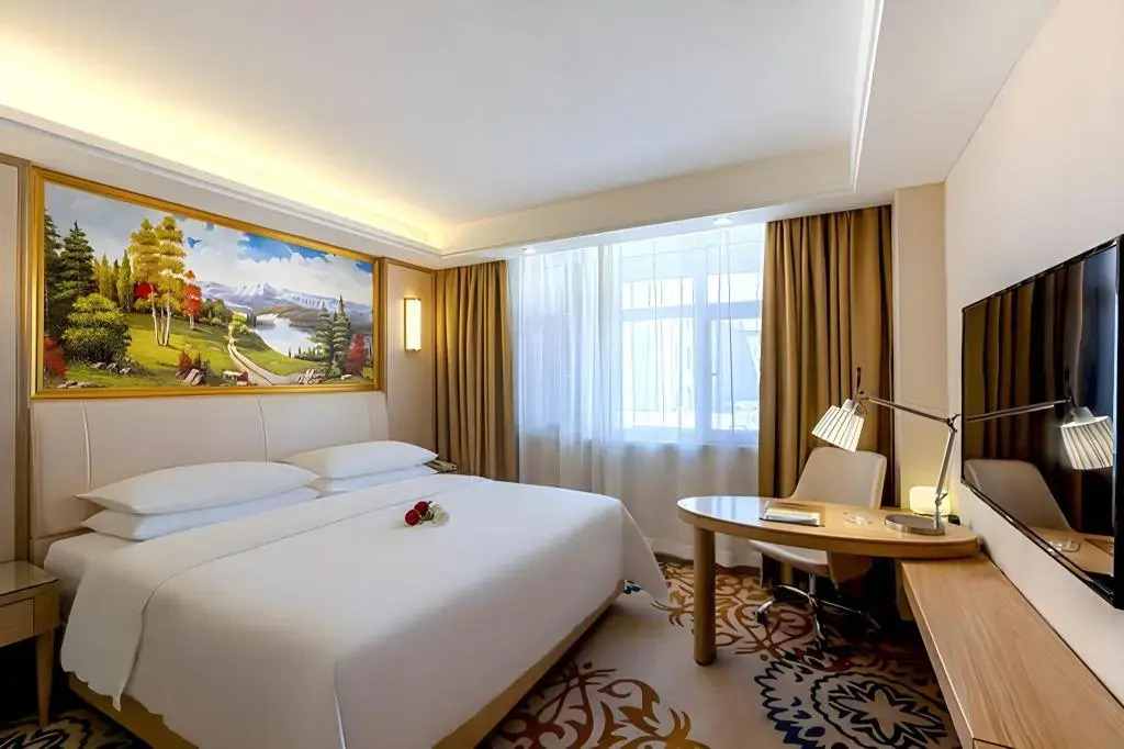 Vienna International Hotel (Urumqi International Airport)