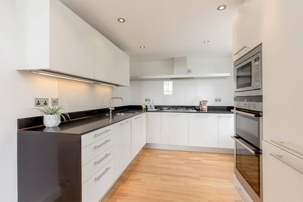 Luxury 3 bedroom duplex Apartment in the iconic Quartermile with Stunning Balcony Views