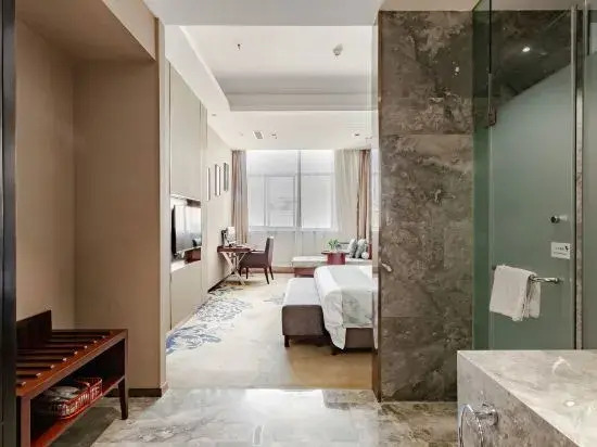 Asia Europe Hotel (Lan Da Er Yuan Branch, Xiguan Metro Station)