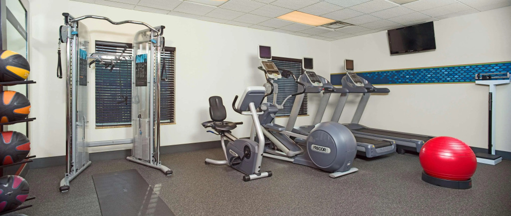 Hampton Inn & Suites Pittsburgh-Meadow Lands