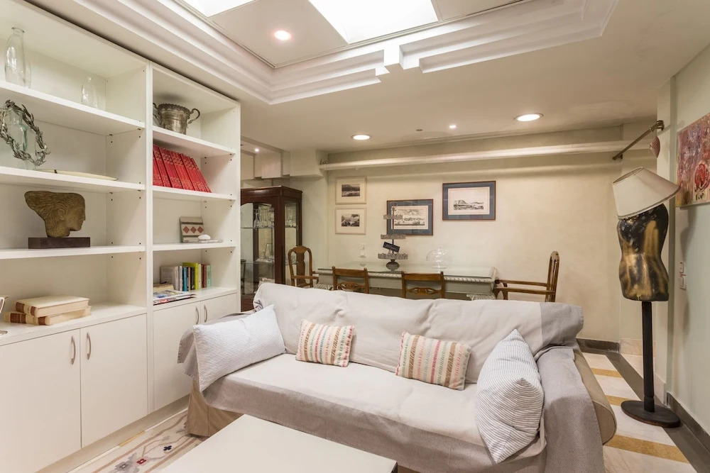 Elegant 1bdr in top Kolonaki location