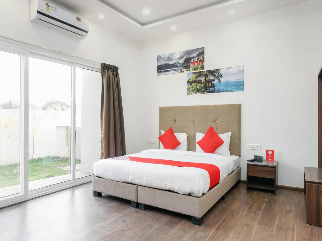 OYO 16832 I suites