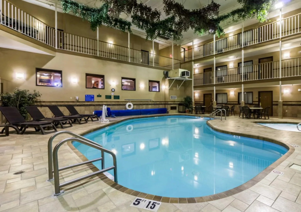 Motel 6 Minot, ND