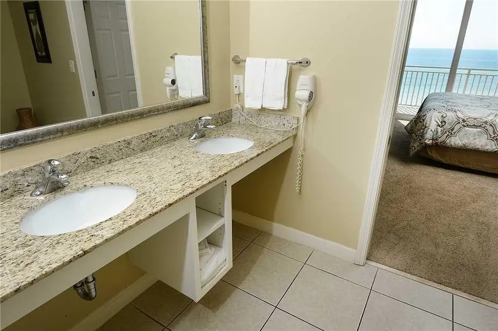 Splash 207 - Two Bedroom Condo