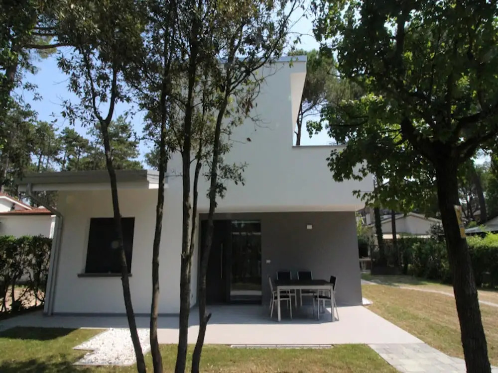Tranquil Villa in Lignano Pineda