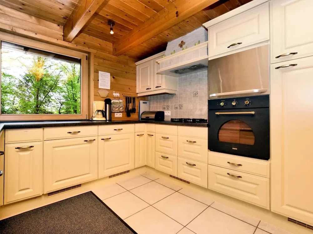 Beautiful Chalet with Sauna near the Forest in Durbuy