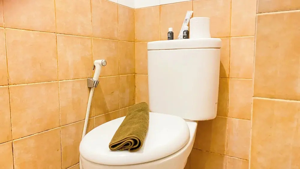 Good Choice And Restful 2Br Green Pramuka City Apartment Near Mall