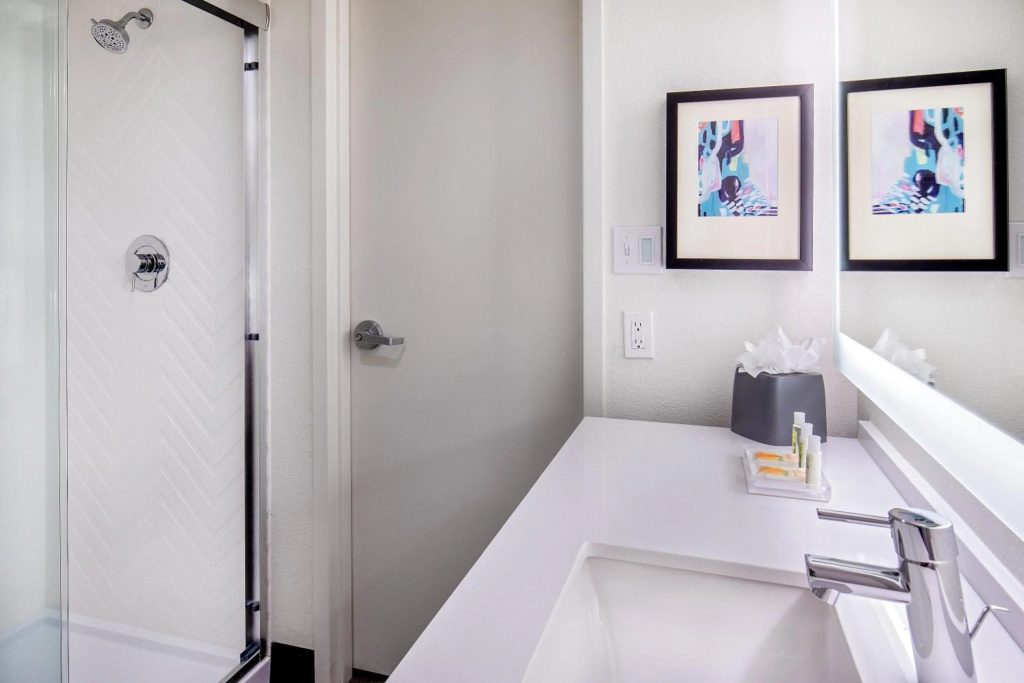 Holiday Inn Newport News - Hampton by IHG