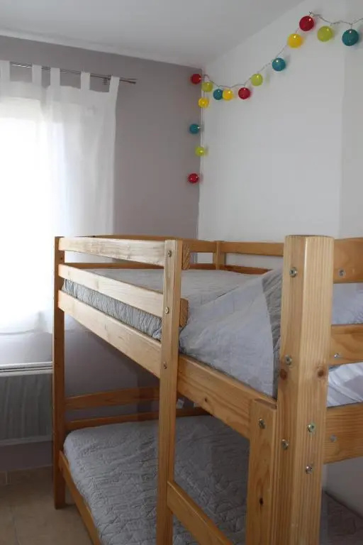 pleasant gîte, with collective heated swimming pool, in the heart of the alpilles in mouriès, 4/6 people