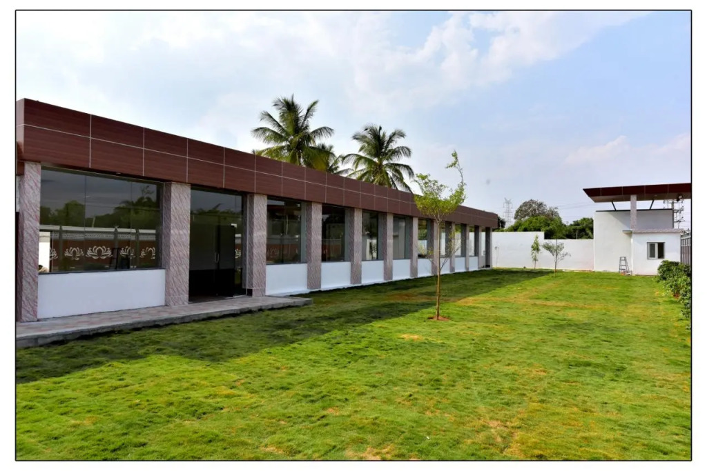 Royal Lotus View Resotel