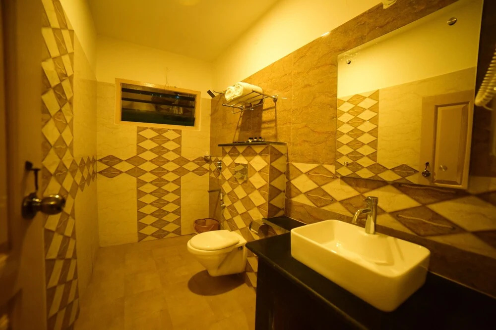Castle Continental Premium Hotel