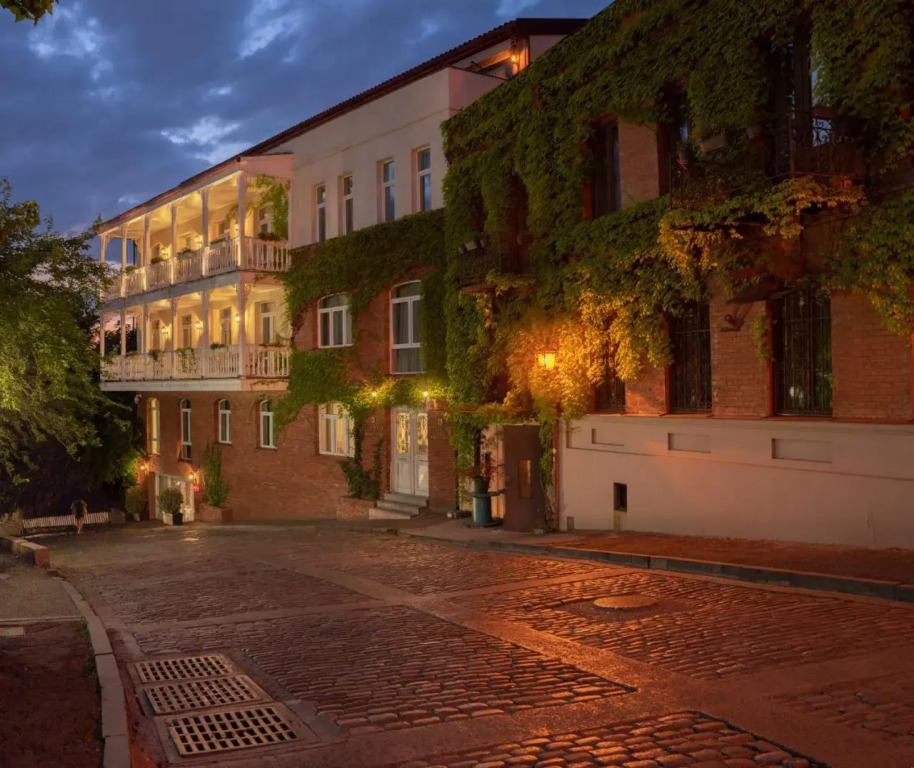 David Mikadzes Guest House