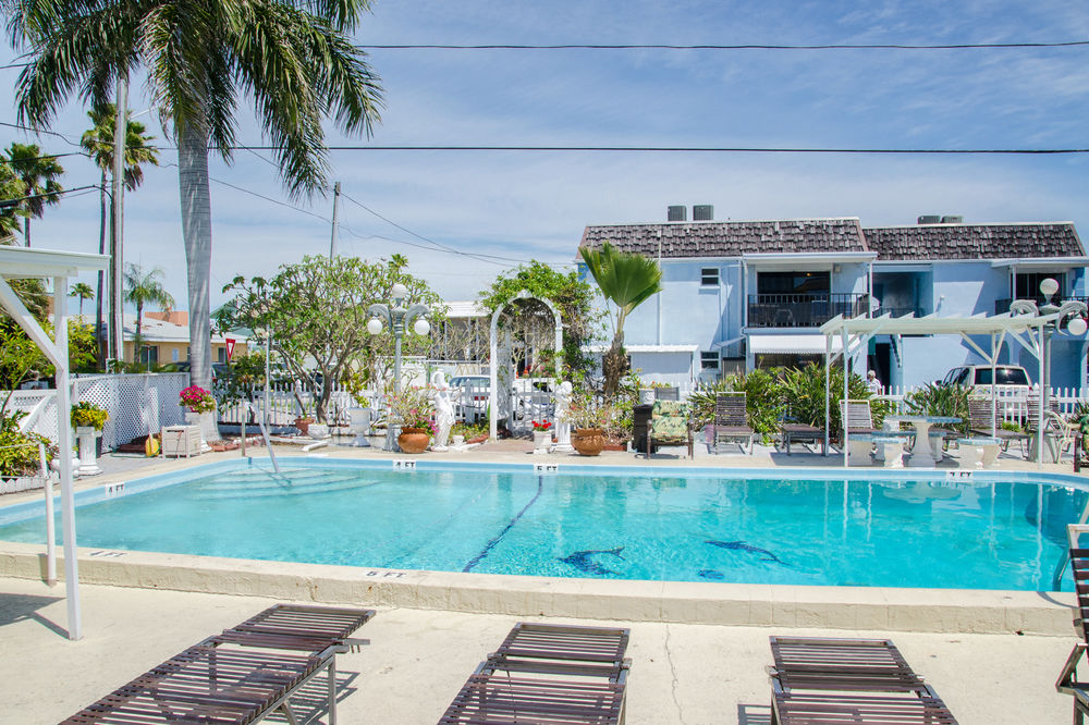 Twins Inn & Apartments