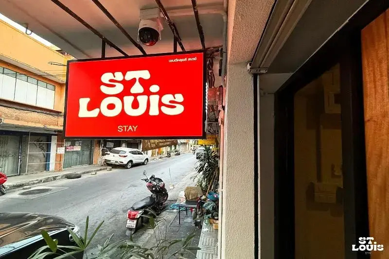 SiS at Sathorn St Louis