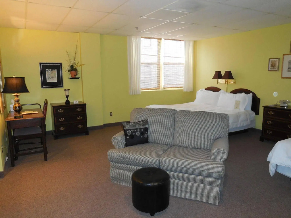 Higher Ground Hotel