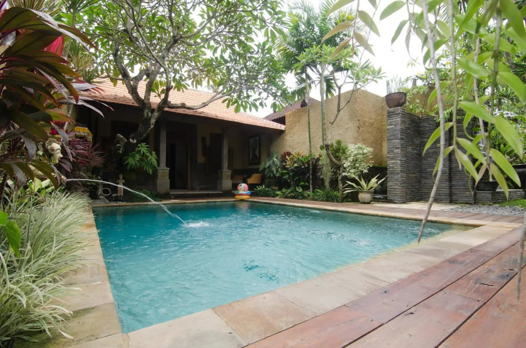 Villa Nesanur - Comfortable & Spacious Beachside Sanur
