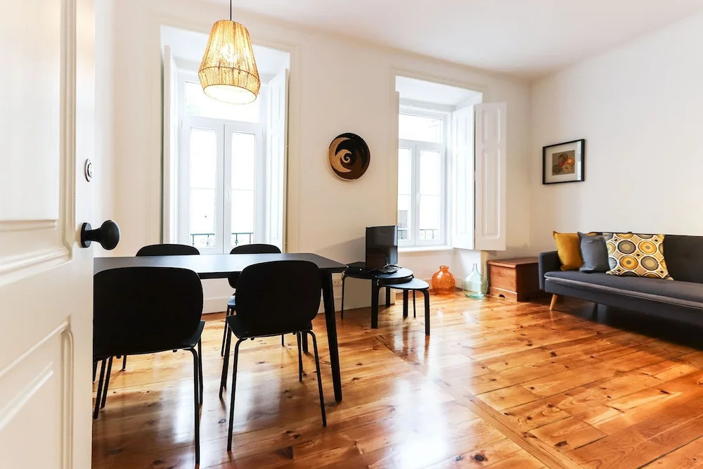 FLH Bairro Alto Central Flats