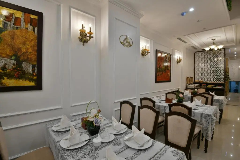 Golden Sail Hotel & Spa