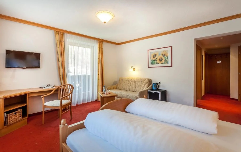 Apart Tuxertal