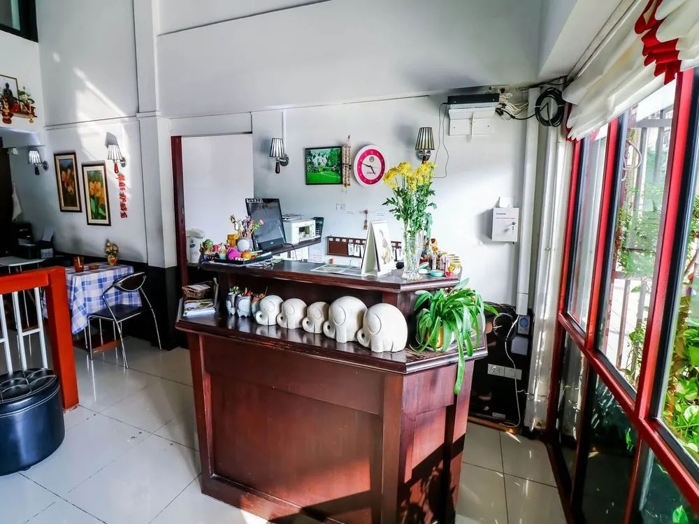 NIDA Rooms Phra Khanong 2163 Place