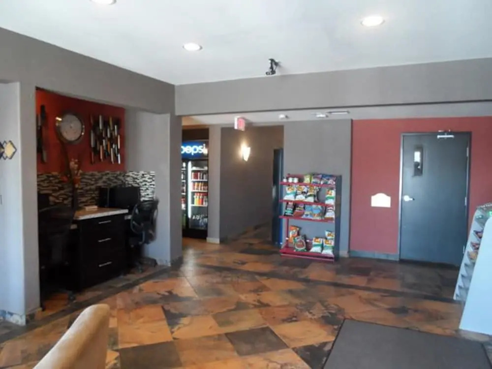 Redvers Western Star Inn & Suites