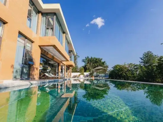 Xishuangbanna Jinghong No.1 Mansion (Splashing Square)