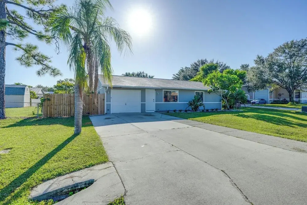 Fort Myers Vacation Home w/ Patio ~ 14 Mi to Beach