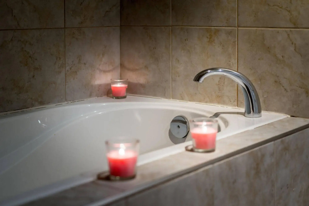 Abbott Road Suites