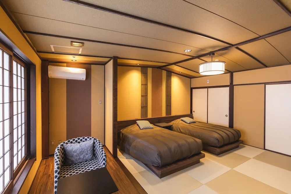 Tsuta Onsen Ryokan