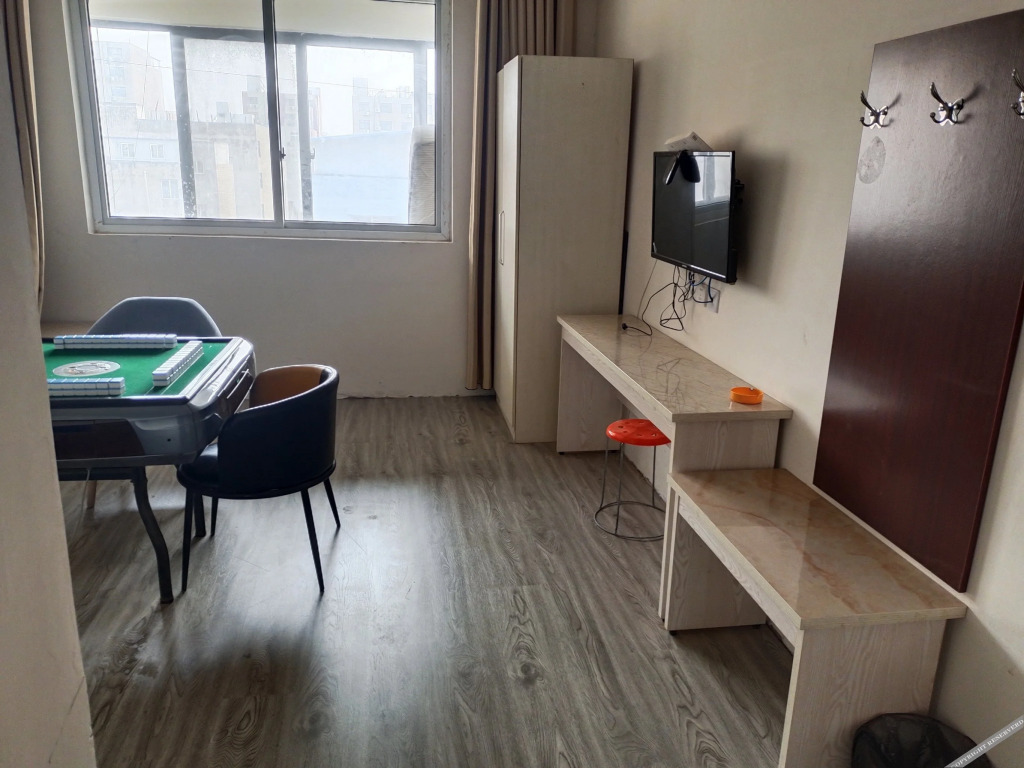 Tokyo Holiday Inn (Kaifeng Qingming Shangheyuan Henan University Jinming Campus)