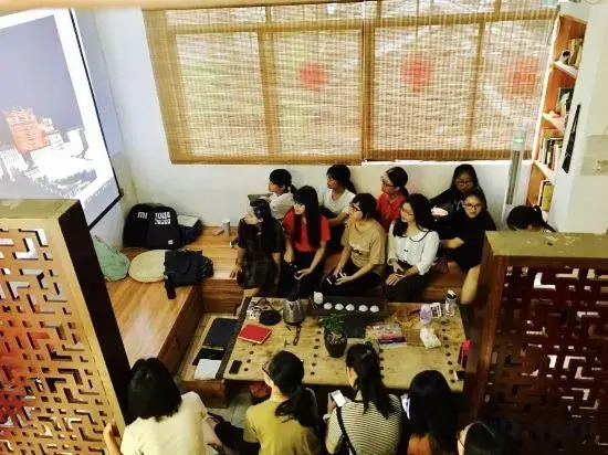 Sanzao Shiyue Hostel